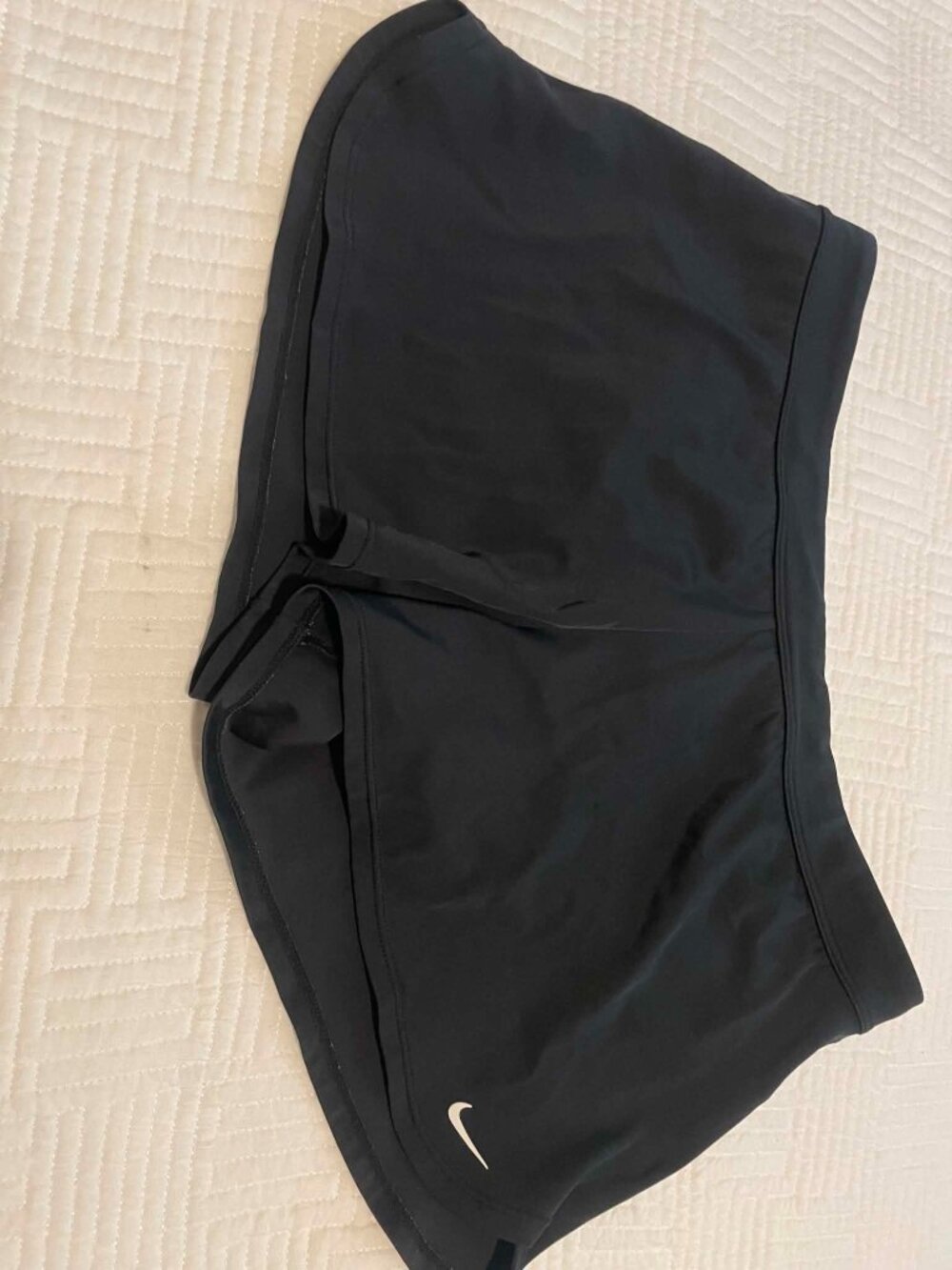 Nike Women Size Medium Lined Jogging Shorts-Black